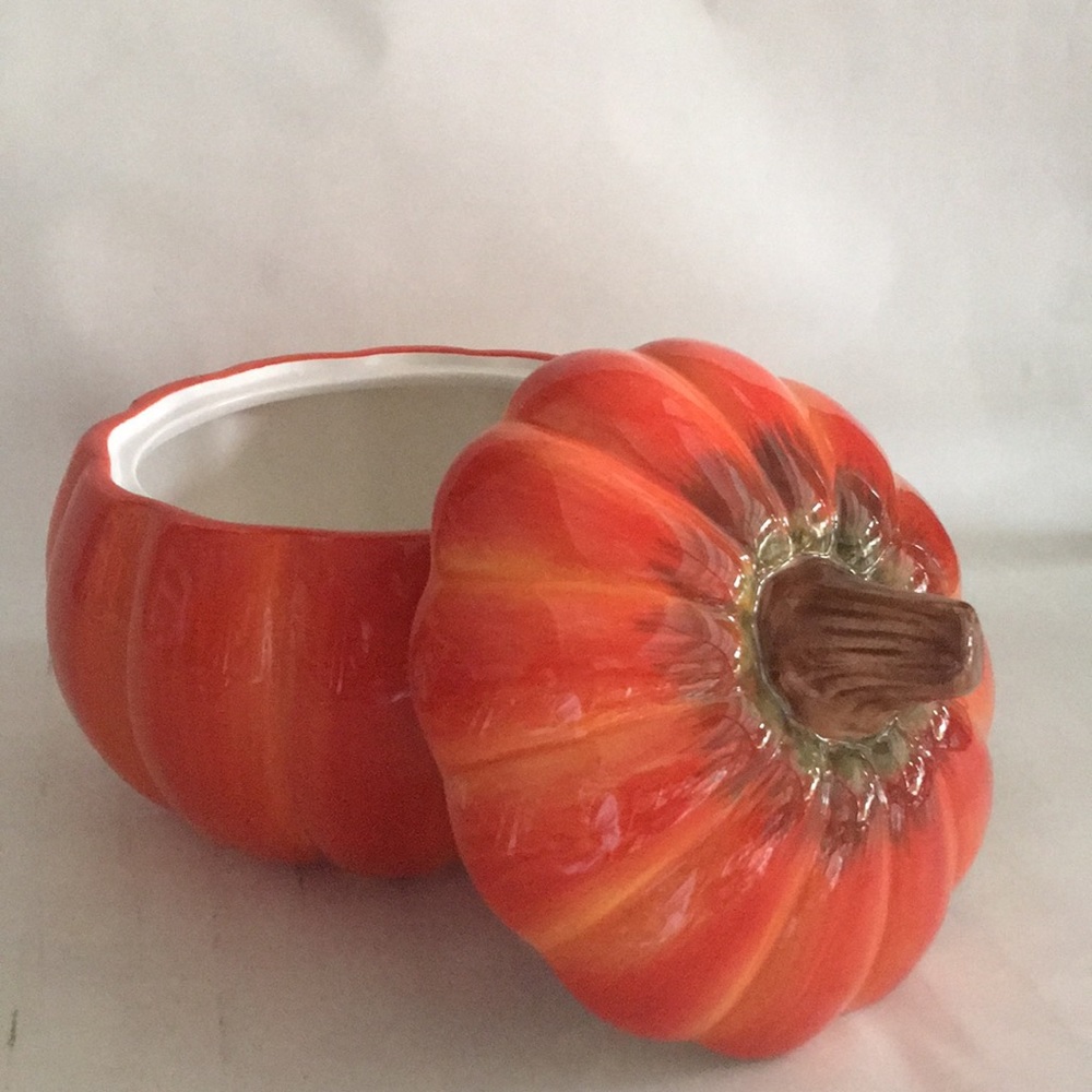 Ceramic Pumpkin Container